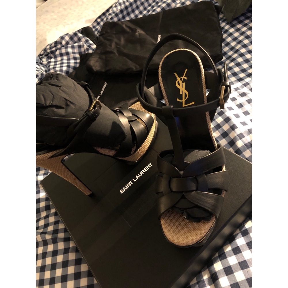 Brand new authentic saint Laurent heels